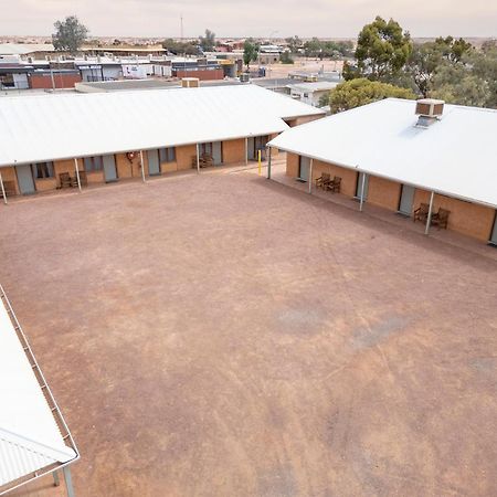 Mud Hut Motel Coober Pedy Exterior foto