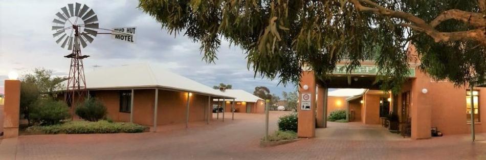 Mud Hut Motel Coober Pedy Exterior foto