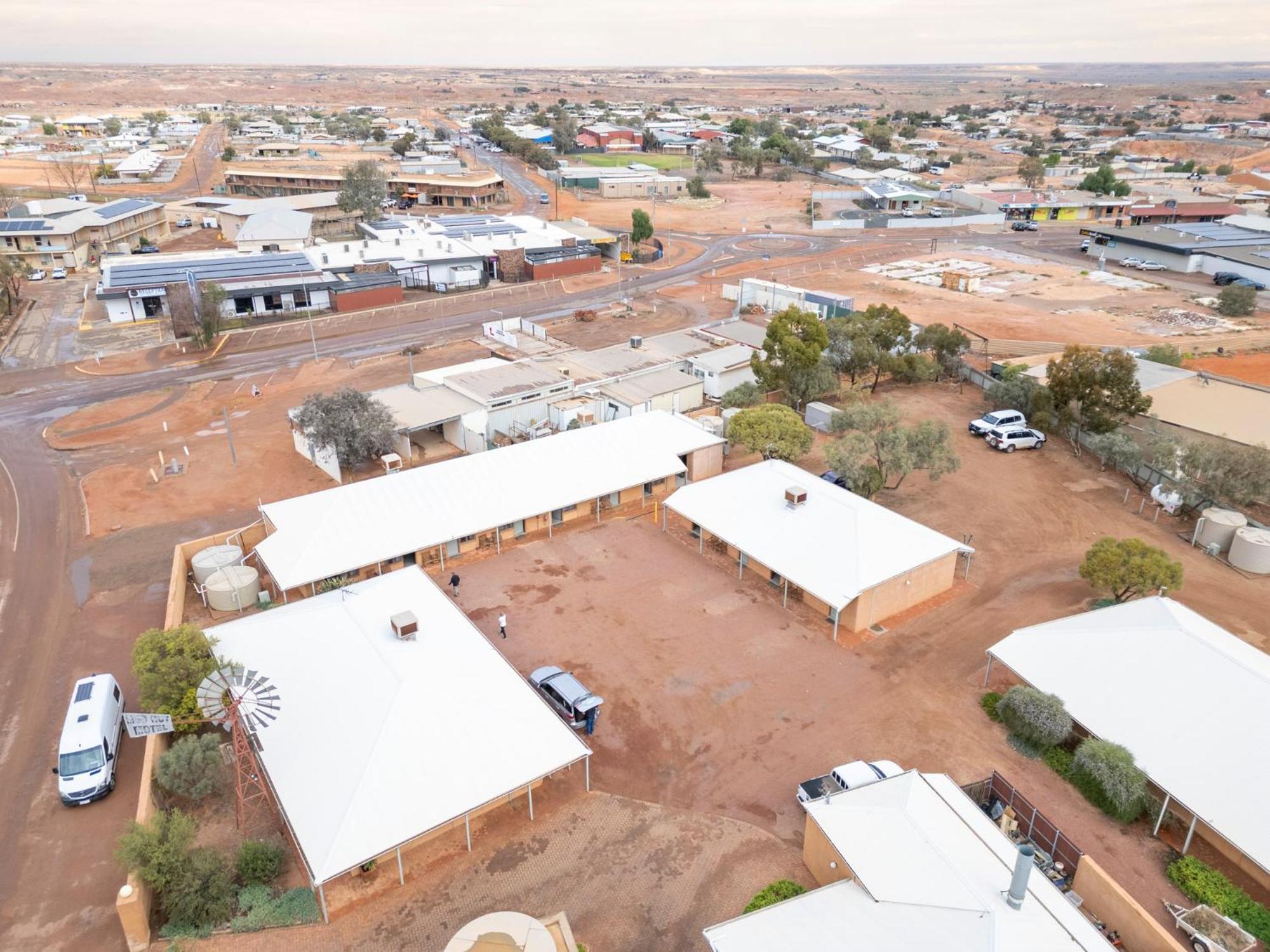 Mud Hut Motel Coober Pedy Exterior foto