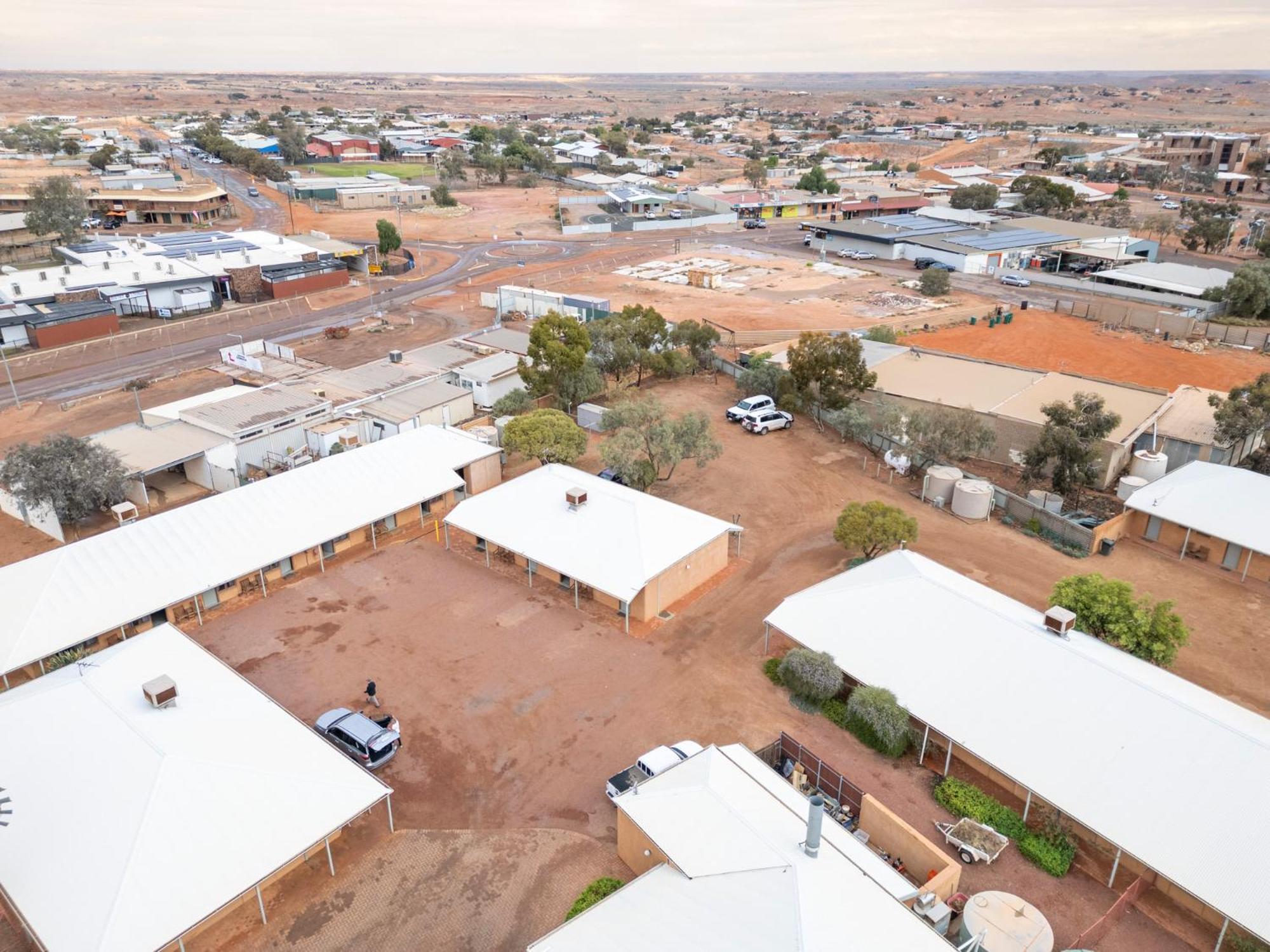 Mud Hut Motel Coober Pedy Exterior foto