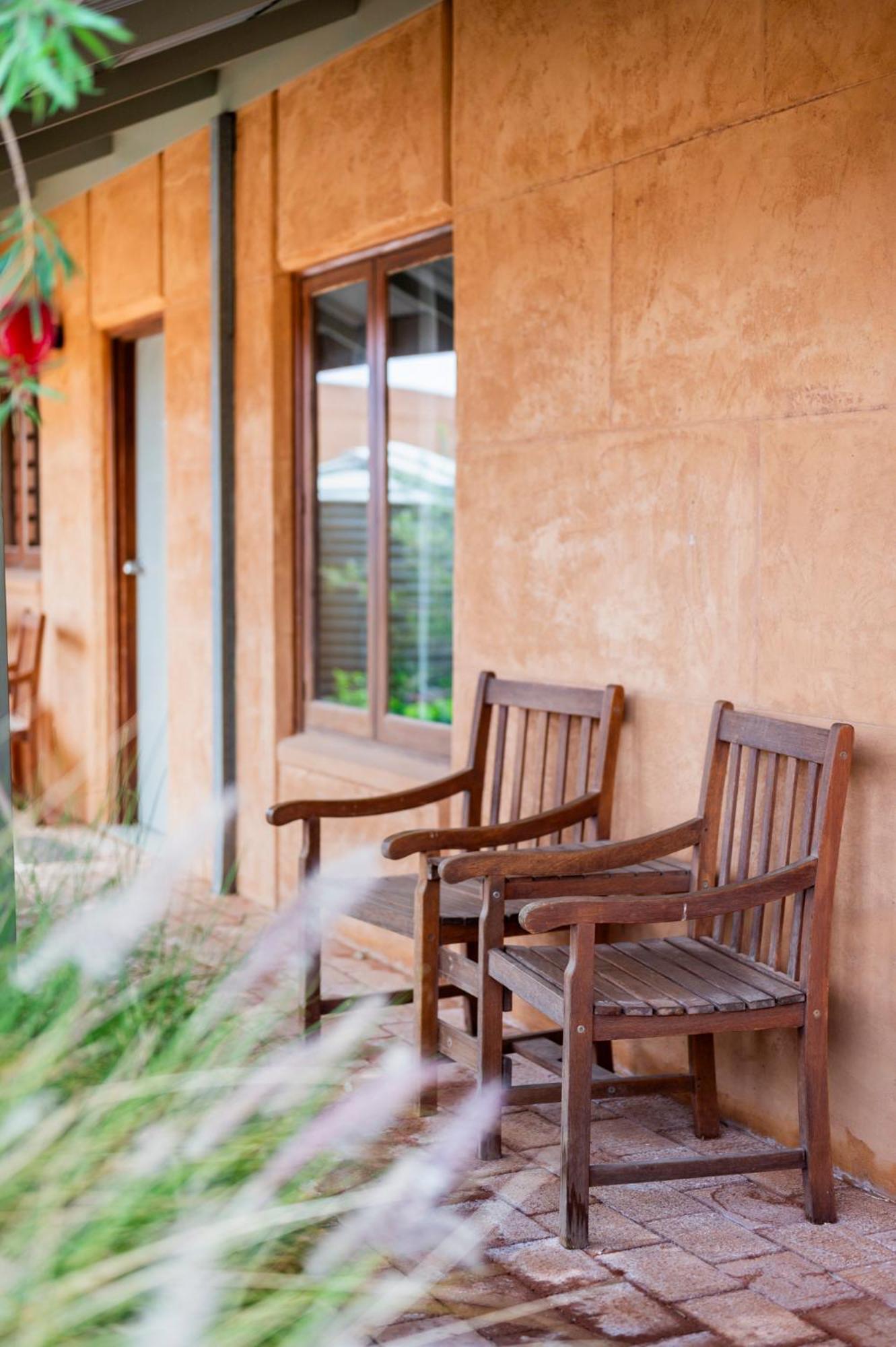 Mud Hut Motel Coober Pedy Exterior foto