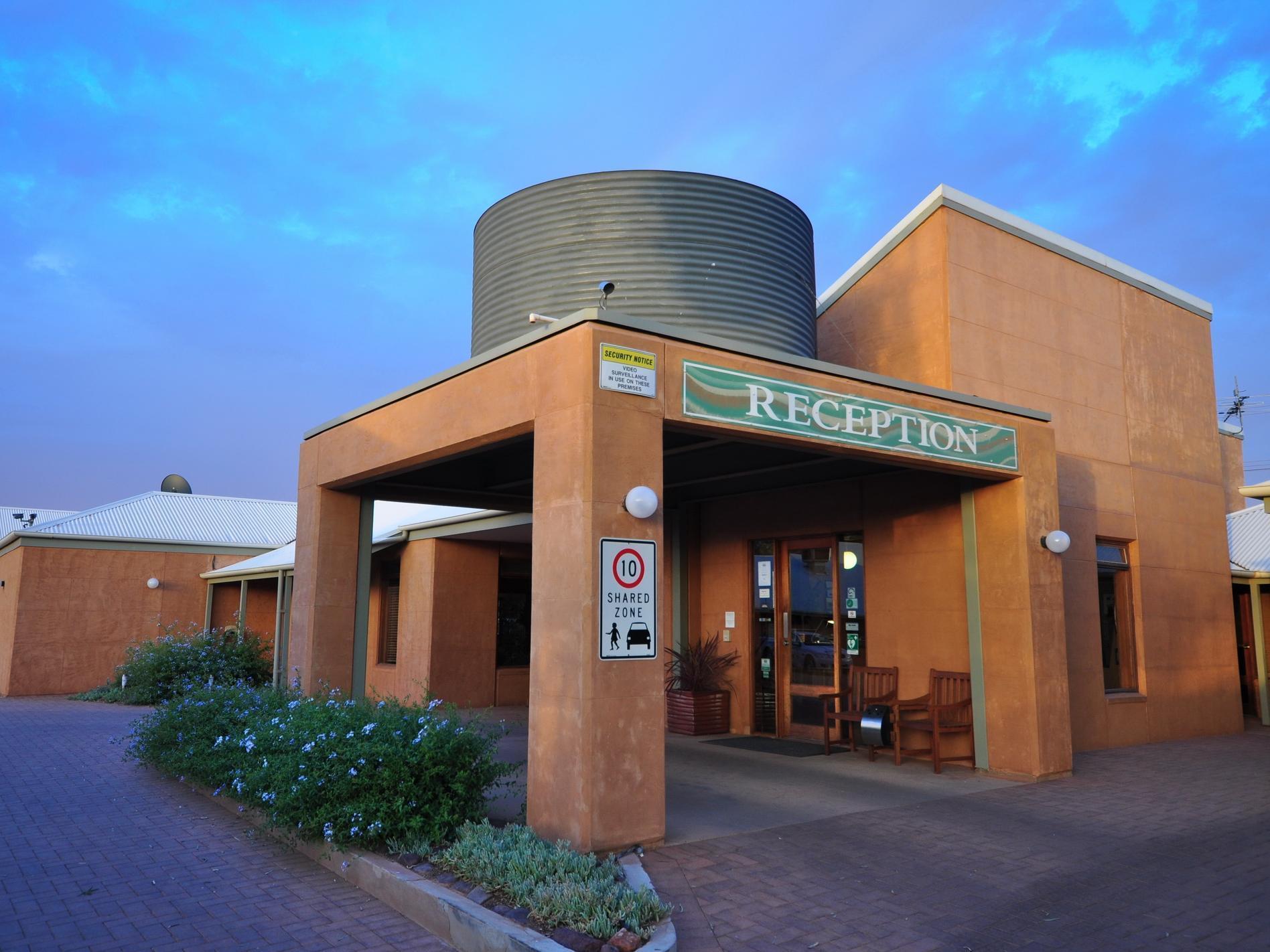 Mud Hut Motel Coober Pedy Exterior foto